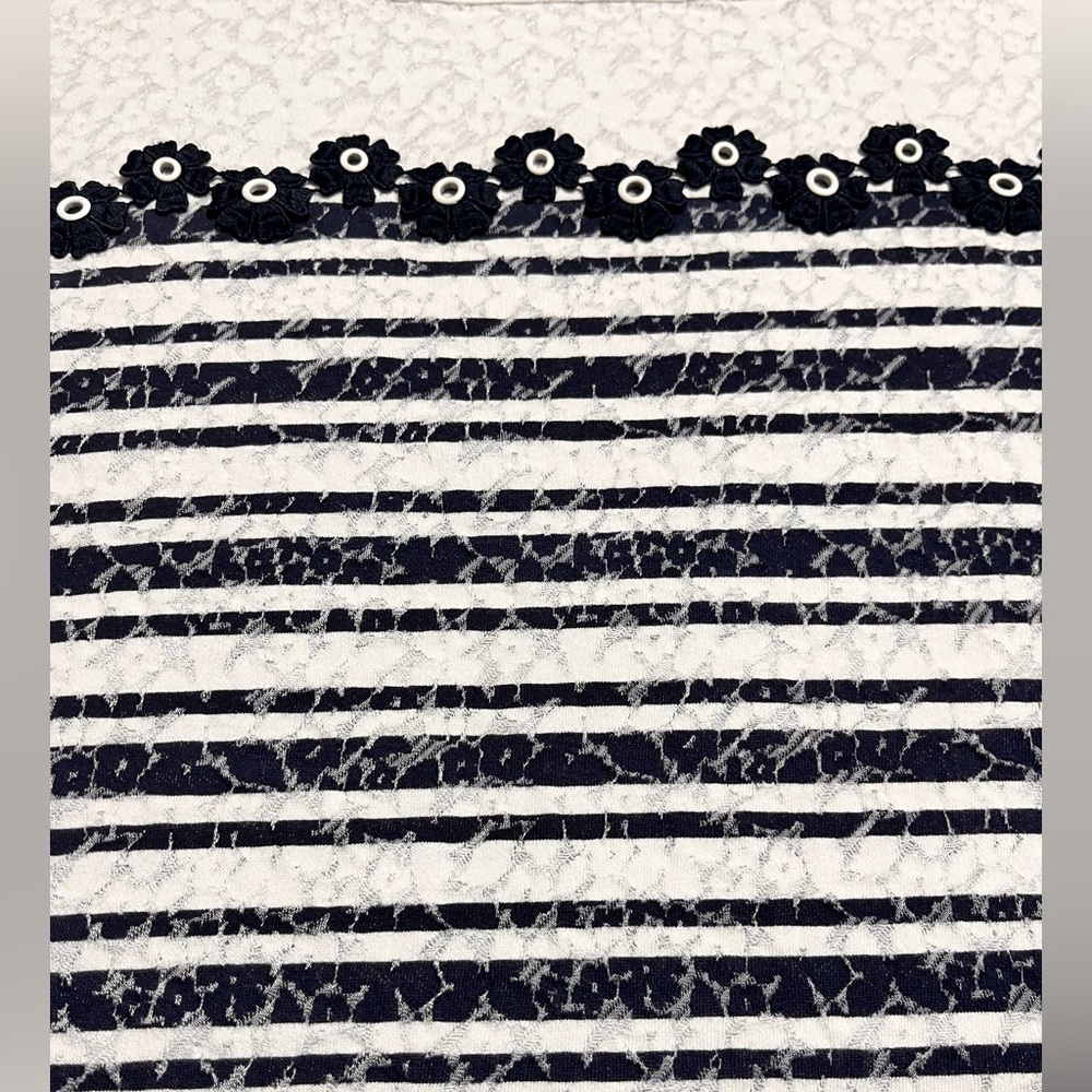 Alfred Dunner Black and White Striped Floral Lace Blouse - Picture 4 of 8